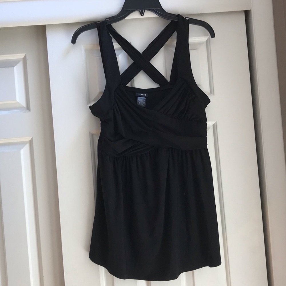 Torrid crisscross tank. NWT